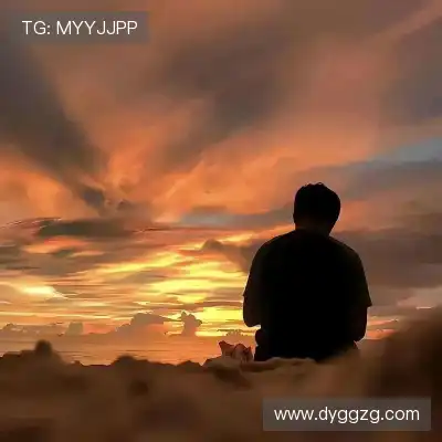 侯跃雯
